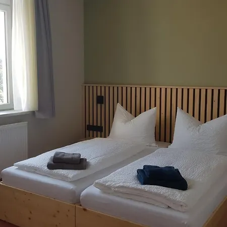 Anna Und Sascha, Und Cafe