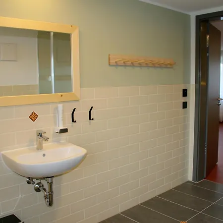 מלון Anna Und Sascha, Und Cafe אנברג - בוכהולץ