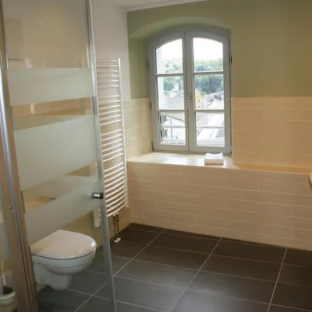 מלון Anna Und Sascha, Und Cafe *