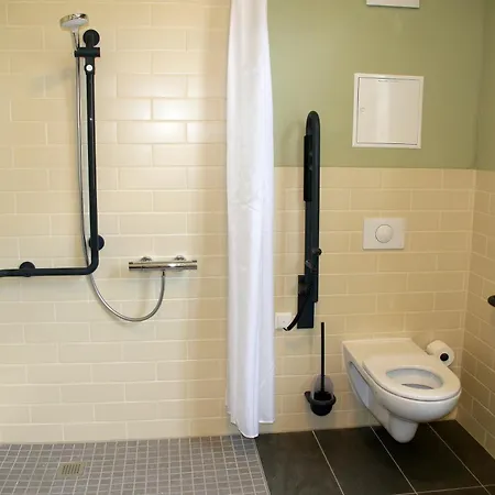 Anna Und Sascha, Und Cafe אנברג - בוכהולץ